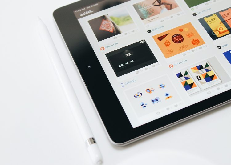 crello graphic design tool